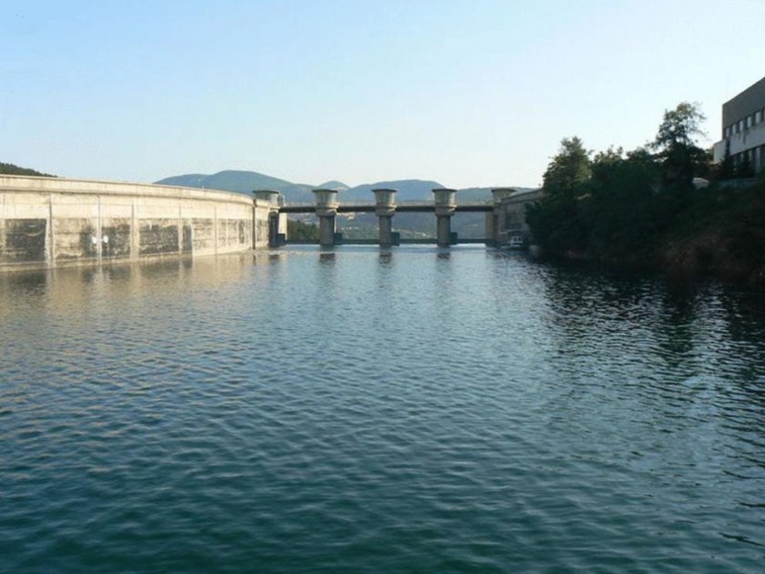 В язовирите има достатъчно вода за пиене и напояване