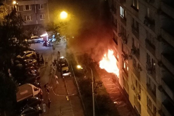 Най-малко осем души загинаха тази нощ при пожар в московски