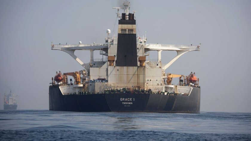 Задържаният ирански танкер напусна Гибралтар