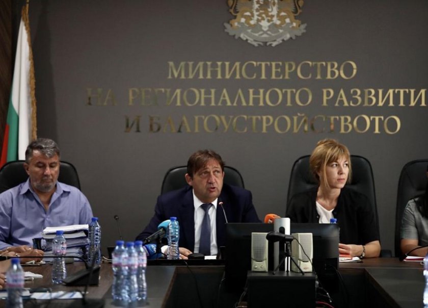 Мога да кажа съвсем ясно, че този строител в момента