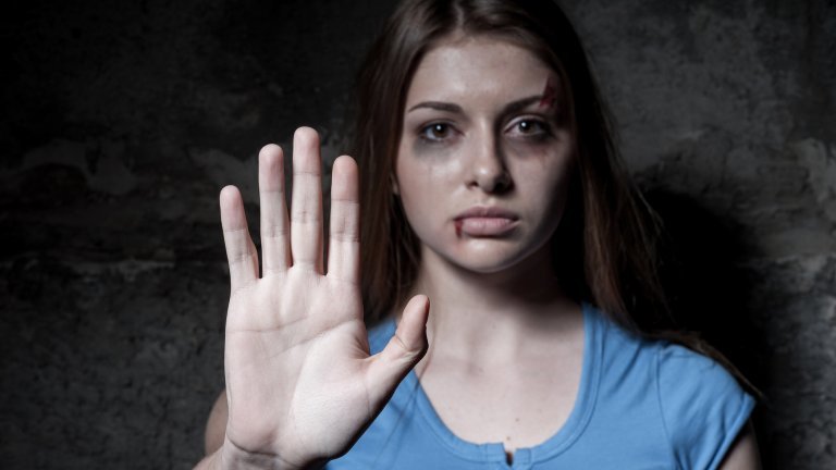20 жени са били убити при домашно насилие в Сърбия за 7 месеца 