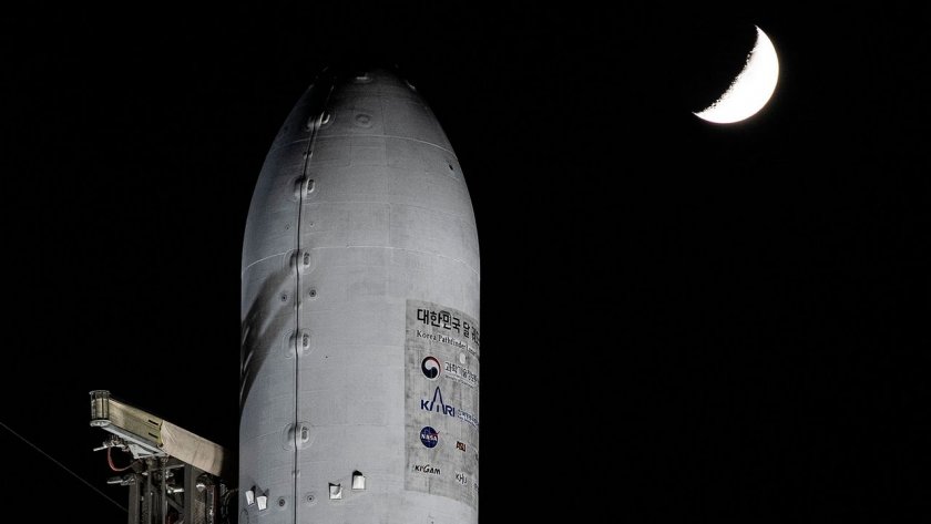 В петък Южна Корея изстреля първия си лунен орбитален апарат