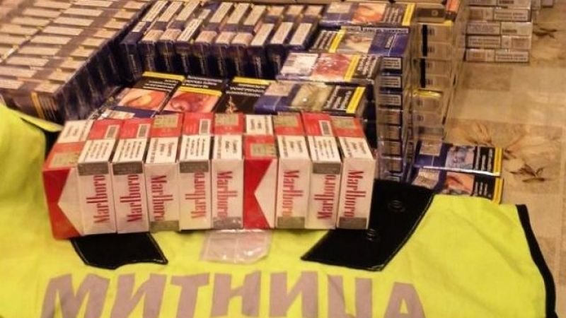 Митничари конфискуваха повече от 12 000 къса цигари за седмица