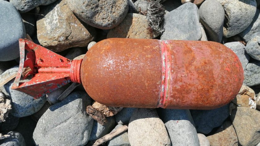 Откриха боеприпас на морската ивица срещу пристанището в Царево Това съобщиха