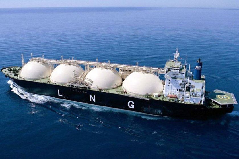 "Булгаргаз" купи количества LNG и осигури слот на Ревитуса 