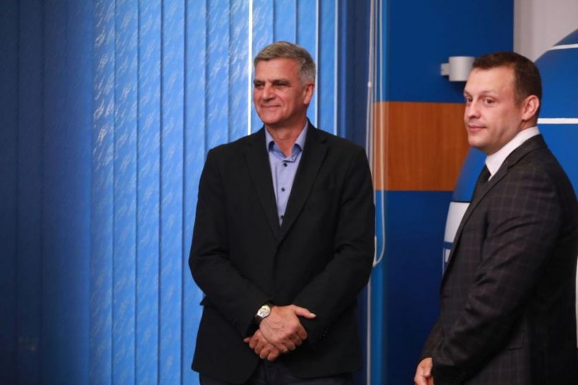 С твърдение, че майката на всички проблеми у нас е