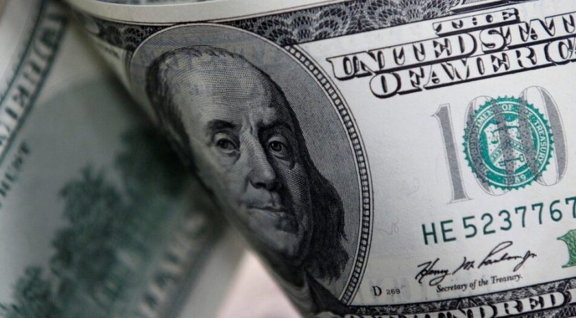 Американският долар се покачи до 20-годишен максимум спрямо другите основни