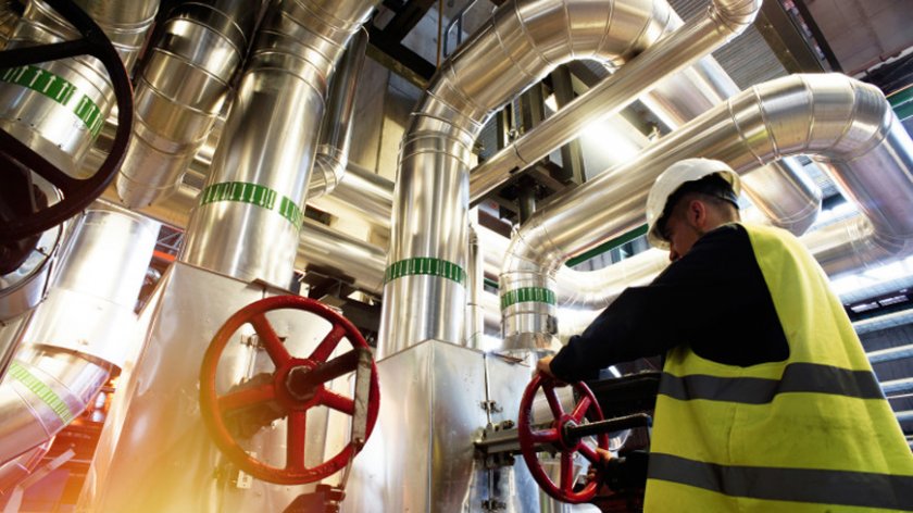 Европа запълва газовите хранилища два месеца преди поставения срок