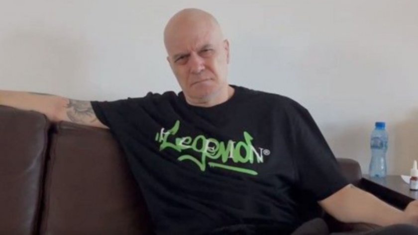 Зомби апокалипсис предвеща лидерът на Има такъв народ Слави Трифонов,