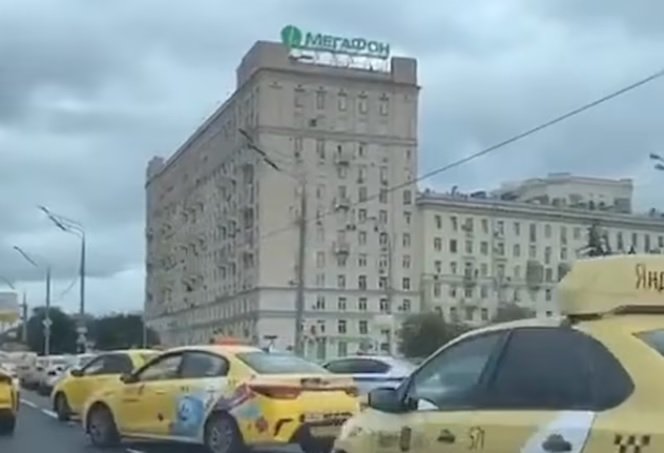Хакери се изгавриха с такситата в Москва, пратиха ги на един адрес
