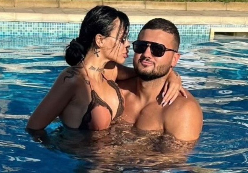 Гаджето на трагично загиналия роден изпълнител Денис Теофиков – гримьорката