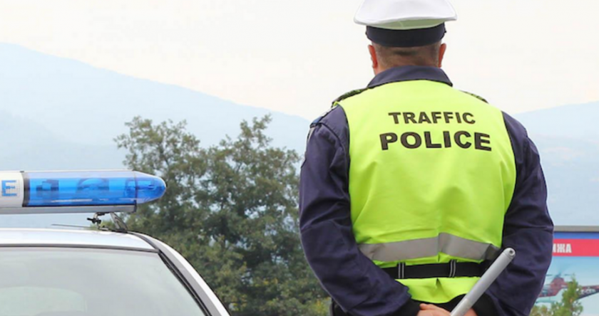 За денонощие: Пътните полицаи съставиха 2506 фиша и 748 акта