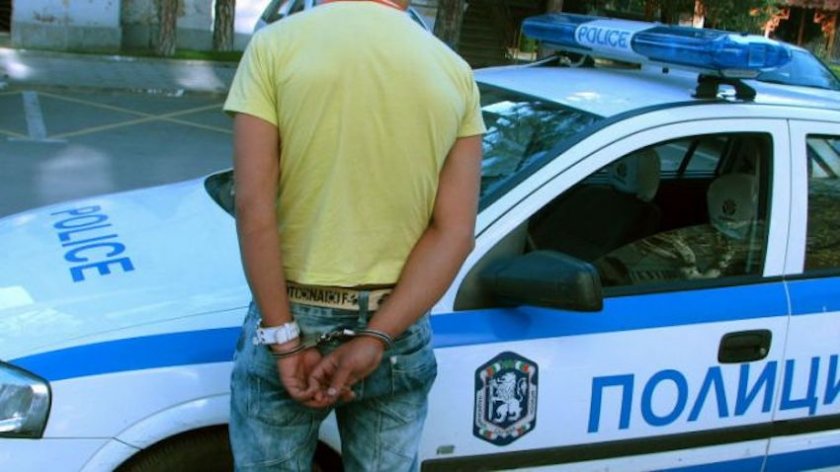 Мъж е задържан в Дупница при акция на МВР срещу купуването на гласове