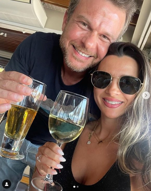 Въпросът къде ще прекараме Нова година виси над всички нас