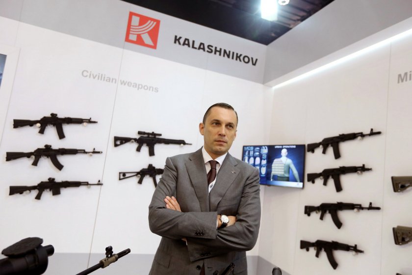 Русия е модифицирала автомата Калашников АК-12, който нейните сили използват