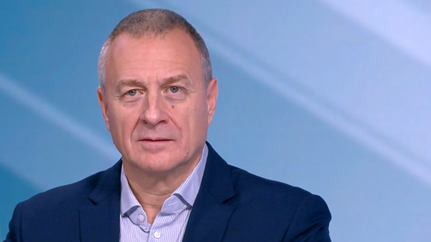 Йовчев: Путин се чувства притиснат, панически търси решения