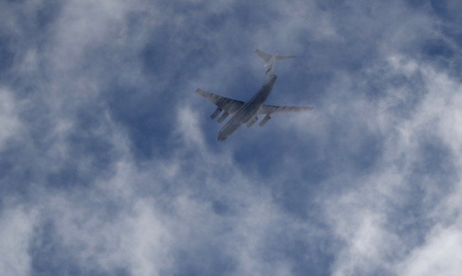 Руски самолети доближили въздушното ни пространство 