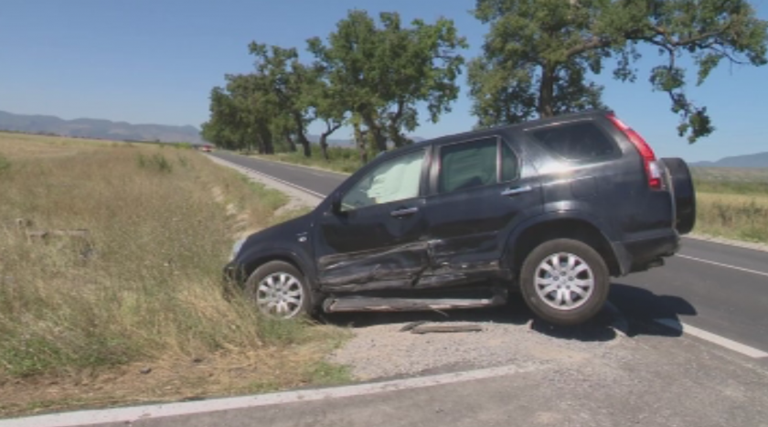 Тежка катастрофа стана по пътя между София и Самоков