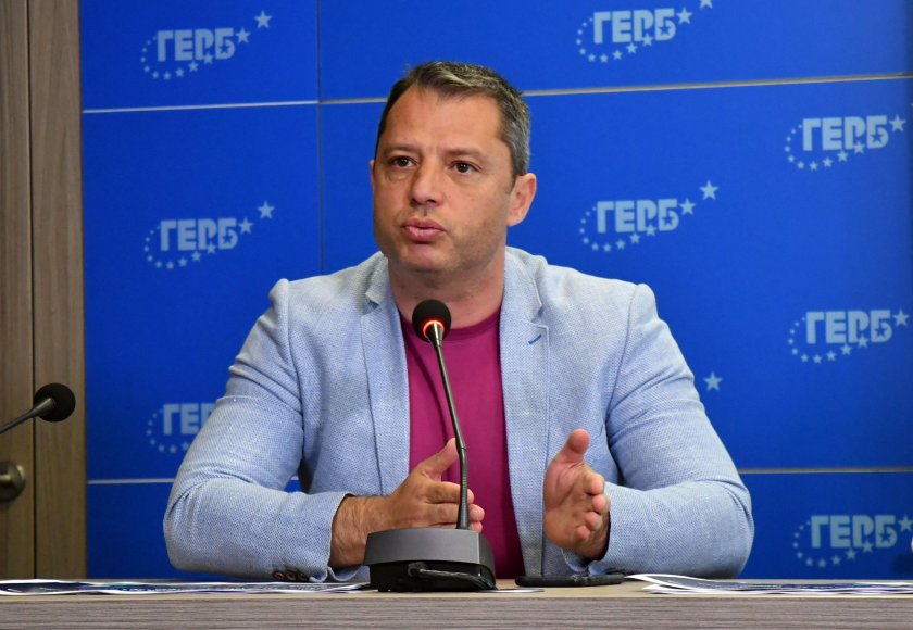 Кандидат-депутатът от ГЕРБ Делян Добрев представи в студиото на Лице