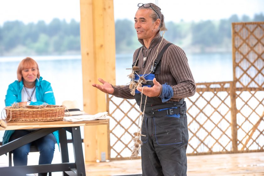 Вече е ясно кой е най-големият женомразец във Фермата“. Месец