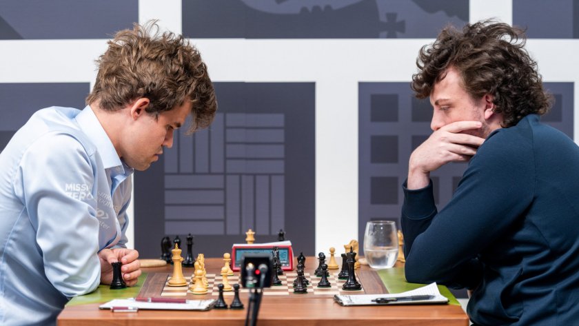 Международната федерация разследва шашмите в шахмата
