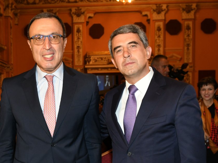 Партиите да не издигат партиен кандидат за премиер, а да