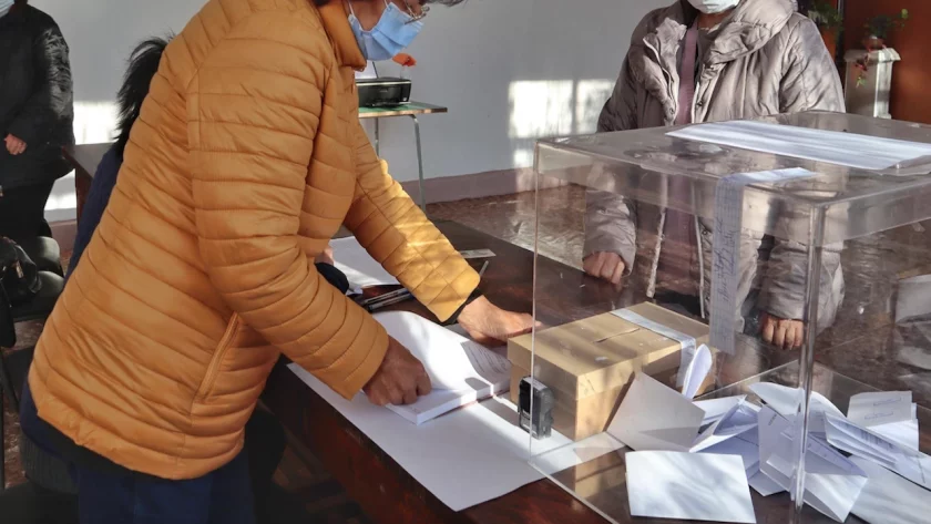 Гражданите без лични документи могат да гласуват с удостоверение от МВР