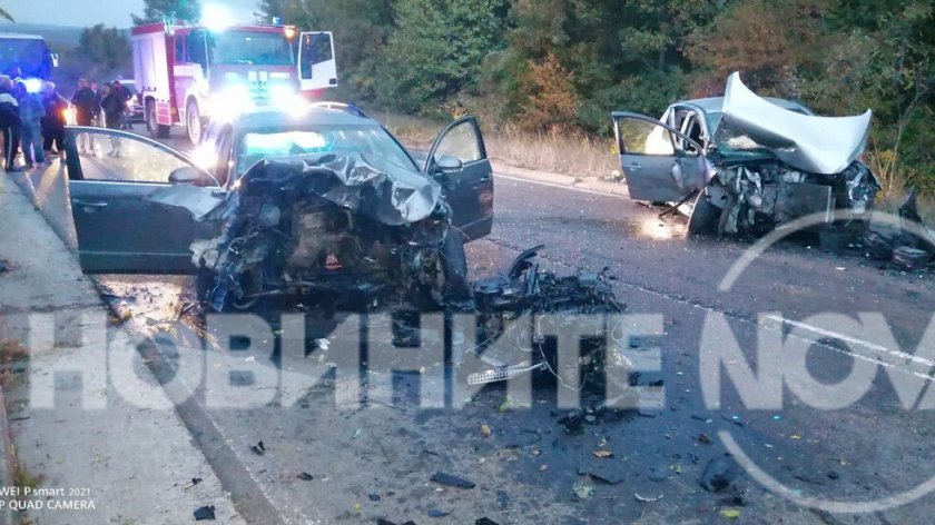 Петима ранени след челен сблъсък на пътя Бургас - Малко Tърново