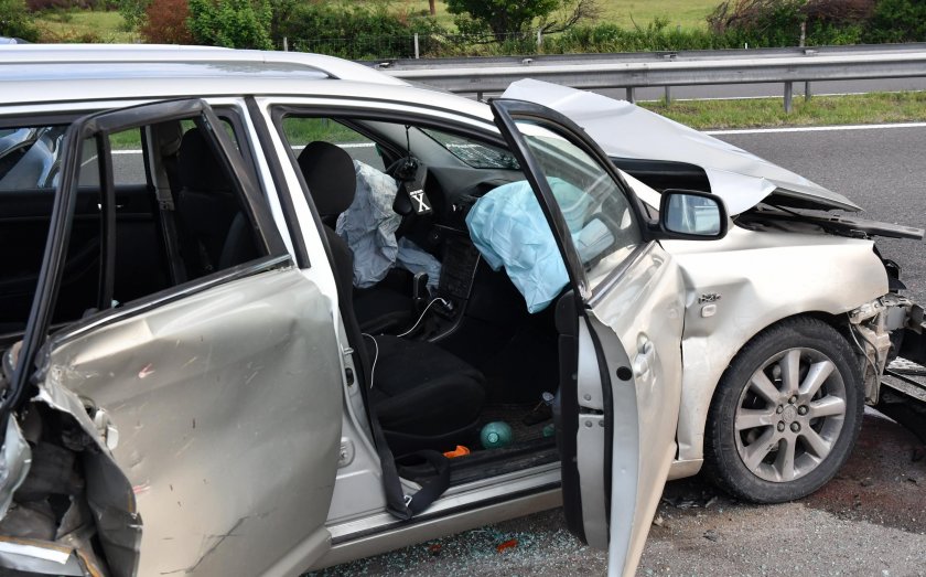 Шофьорка с 2,88 промила алкохол катастрофира в Лом
