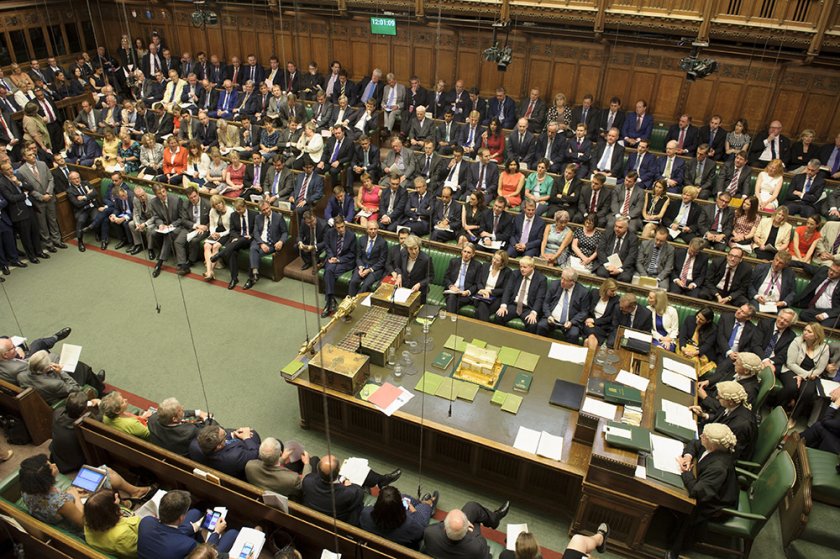 Заваляха оставки в британския парламент заради Борис Джонсън
