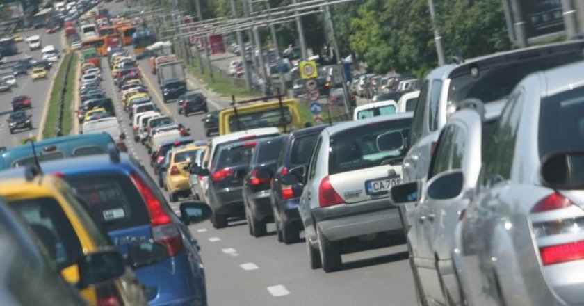ГЕРБ подготвя забрана за замърсяващи коли в центъра на София