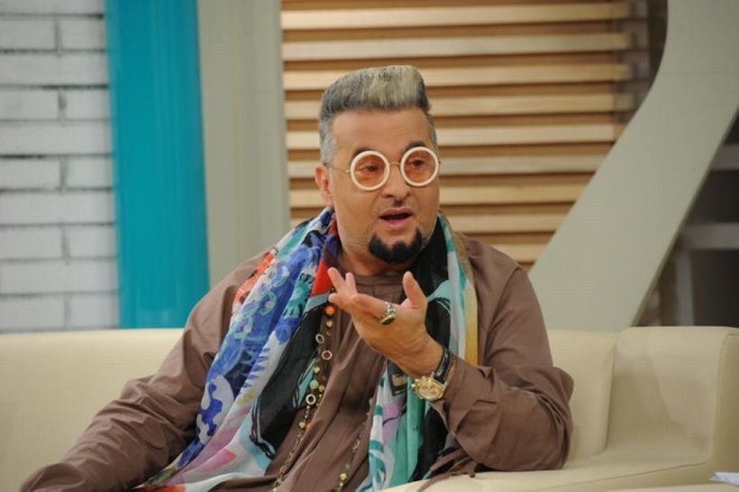 С пълен неуспех и на косъм от физически сблъсък е