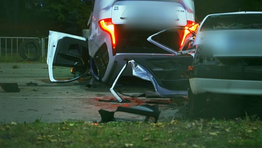 Младежът, причинил тежката катастрофа в Шумен, остава под домашен арест