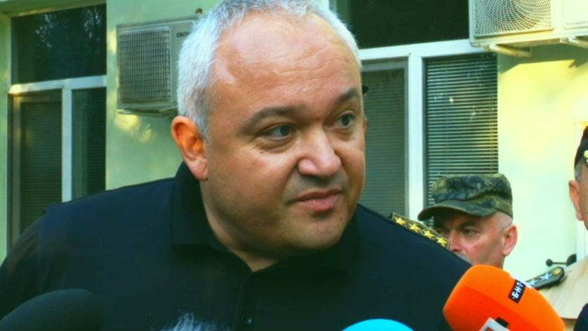Министър Демерджиев: Няма да продължава това, някои хора да са над закона (ВИДЕО)