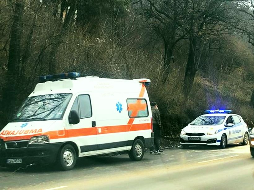 Два джипа се сблъскаха между град Враца и село Борован.
