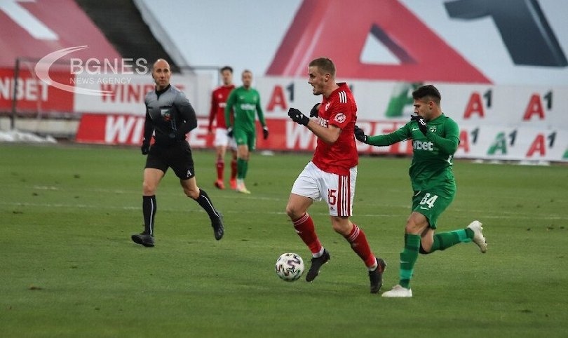 Отборите на Лудогорец и ЦСКА - София излизат в дербито