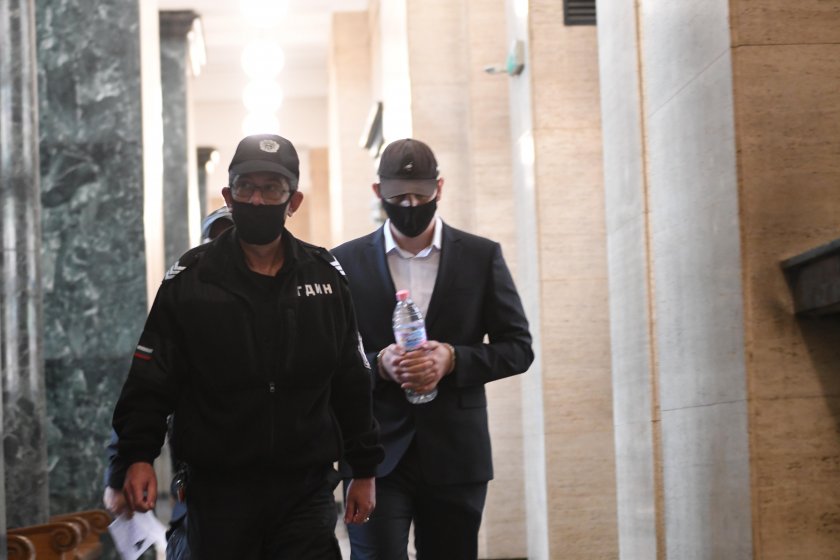 Присъдата за убийството на Милен Цветков става ясна след месец,