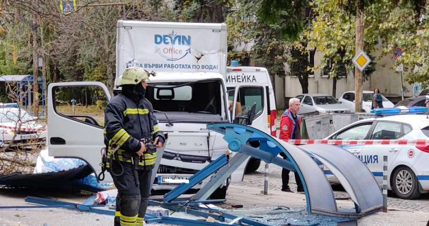 Очевидец на трагедията в София: Камионът мина през тялото на момичето