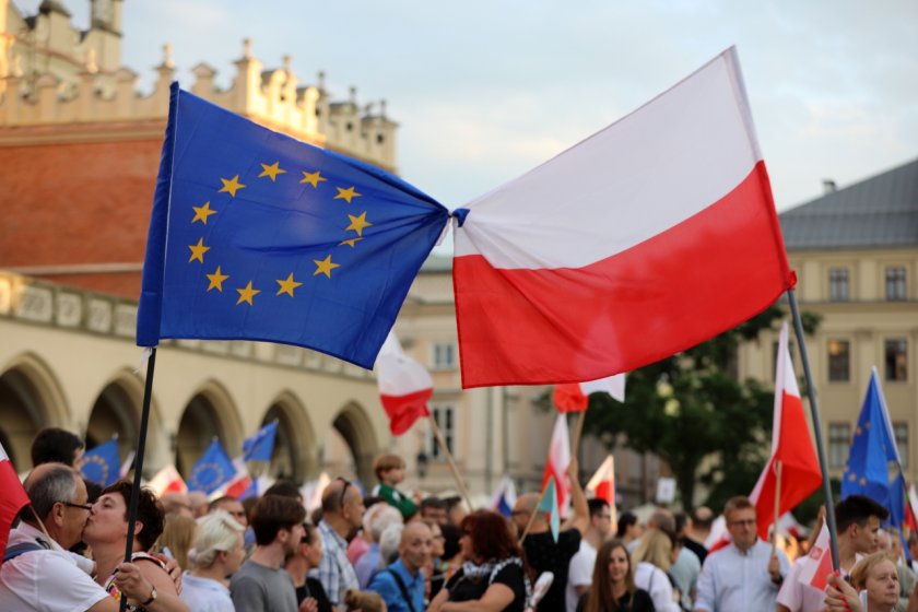 Полша може да загуби 75 млрд. евросредства