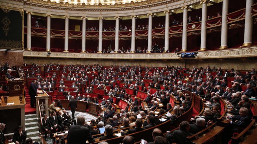 Депутатите от Националното събрание, долната камара на парламента на Франция,