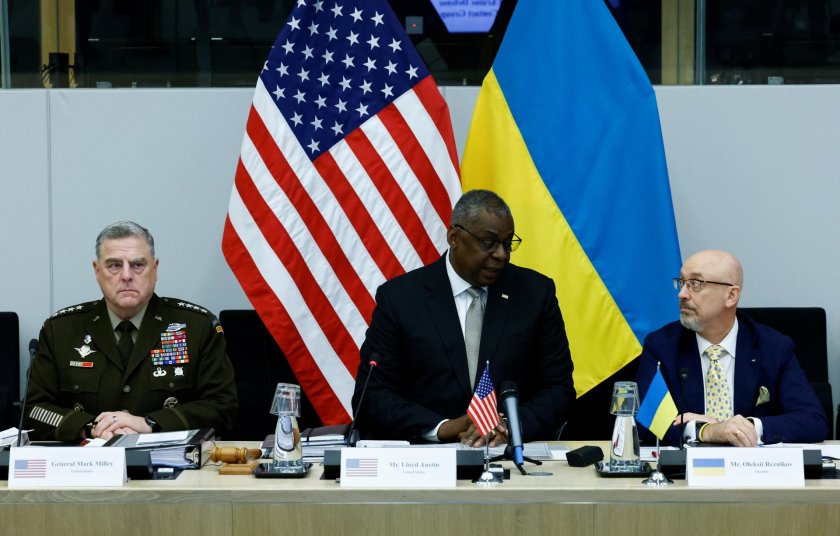 САЩ: Решени сме да подпомогнем украинската отбрана в дългосрочен план