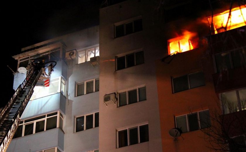 Пламна апартамент в „Света Троица”