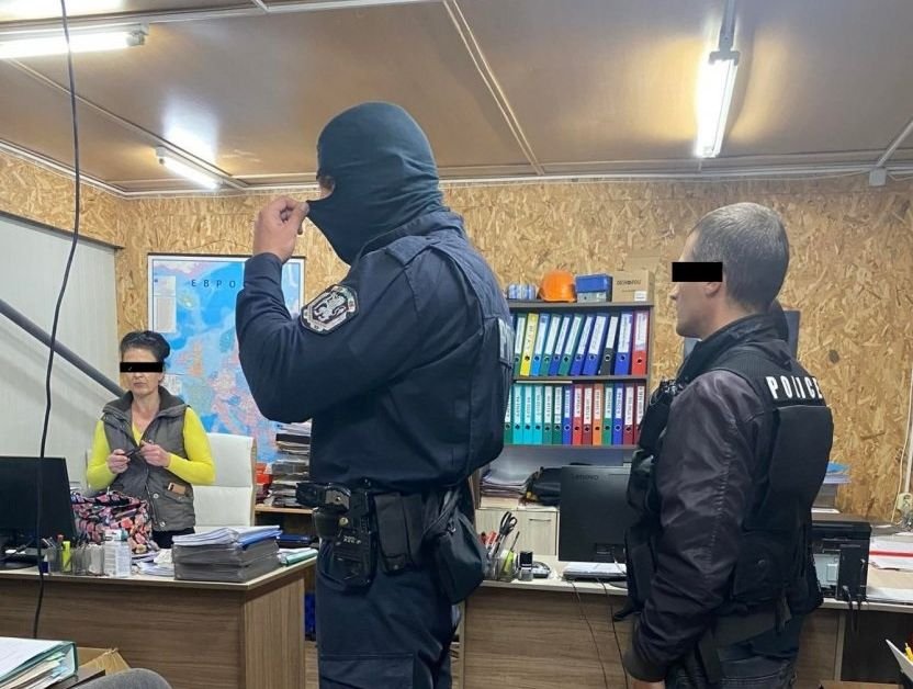 Акция в 5 града, фирма прибрала 1,8 млн. лв. за половин година (ПОДРОБНОСТИ)