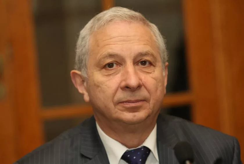 Направо не е за коментиране това, което се случва последните