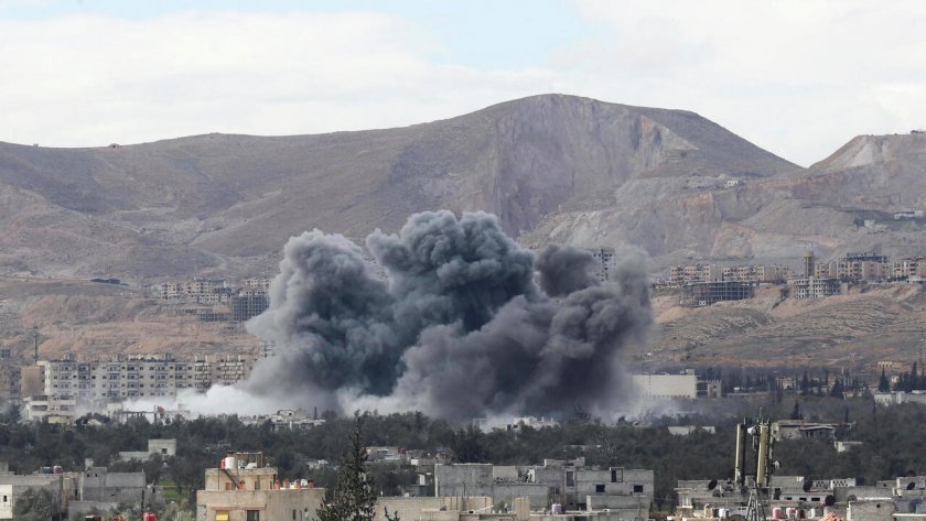 Силни взривове отекнаха в Дамаск