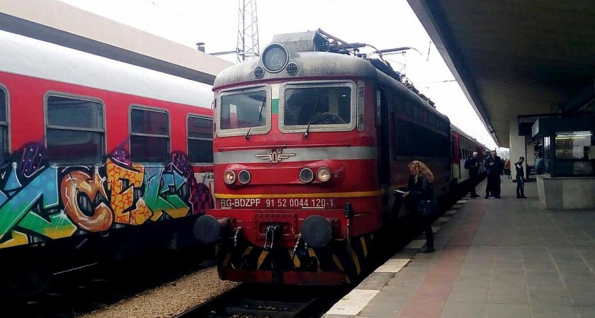 Лоша хигиена и нашествие на дървеници във влаковете на БДЖ,
