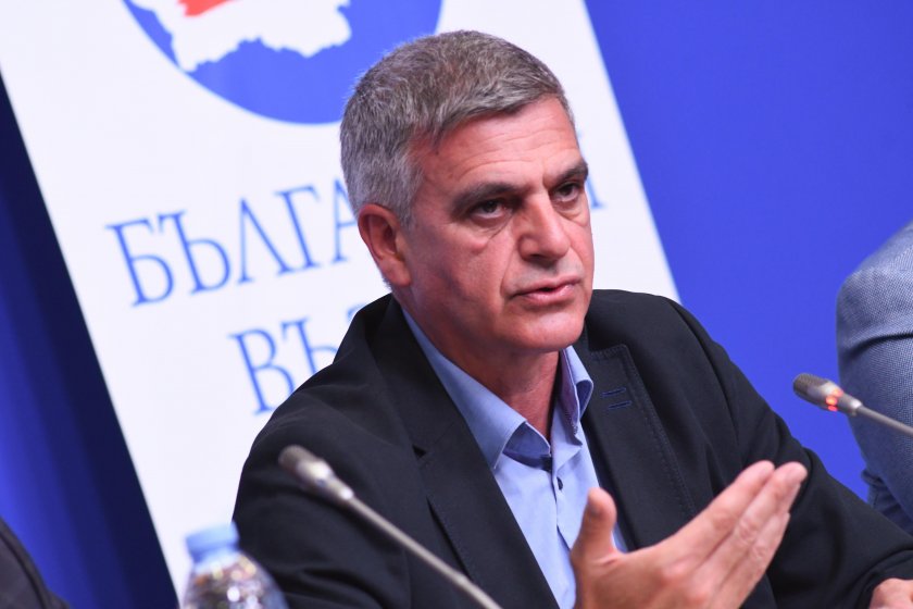 Стефан Янев готов да вземе третия мандат