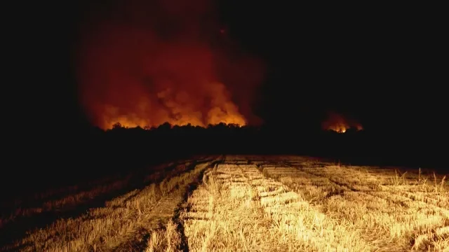 Битката с огъня, който пламна на територията на Мини Марица-изток“,  продължи и