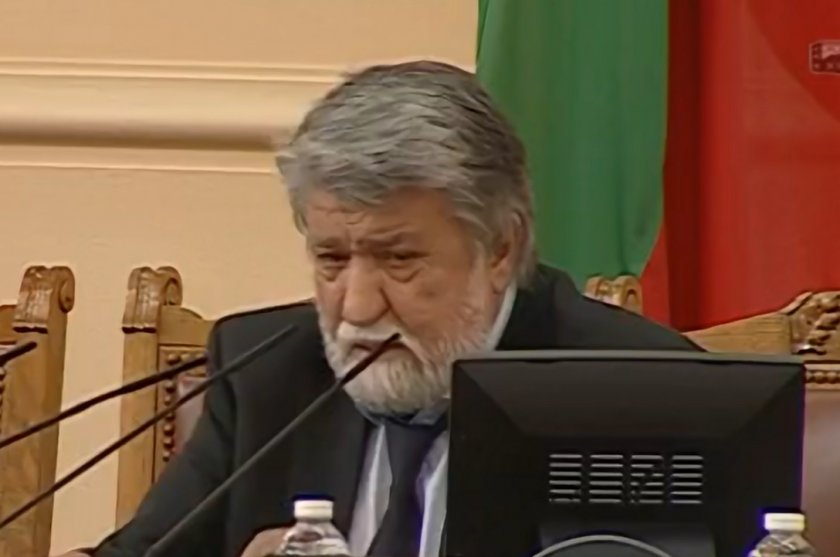 Иво Атанасов от ПП плаши Вежди с оставка 