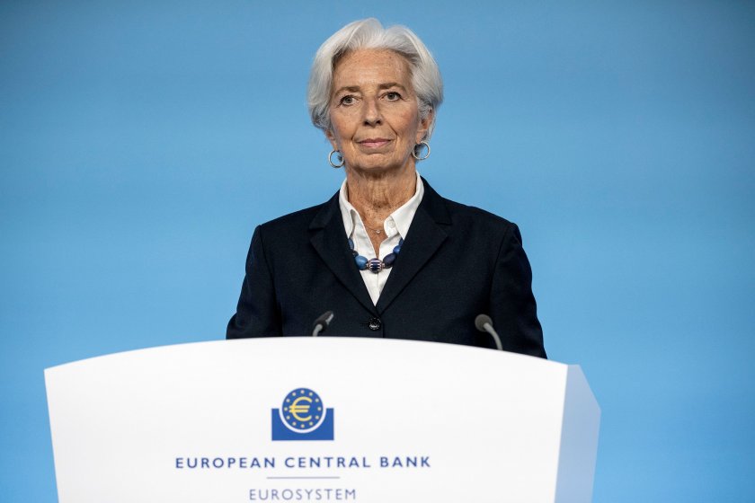 Европейската централна банка обяви в четвъртък, че е повишила трите